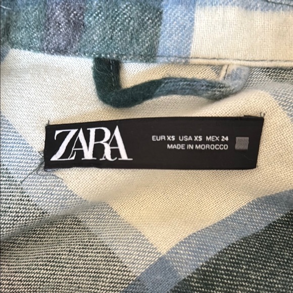 Plaid Button-Up Jacket - Picture 3 of 3